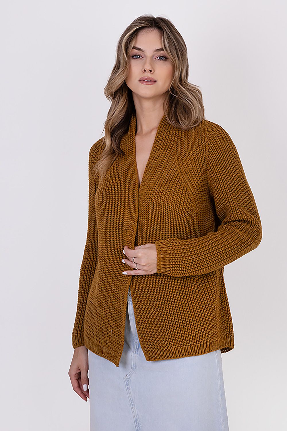 Cardigan model 187253 MKM