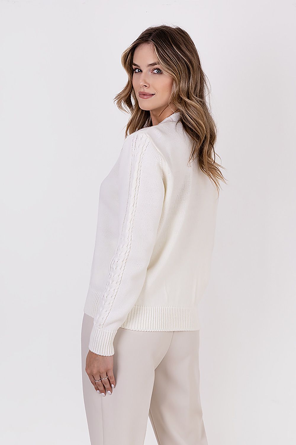 Cardigan model 187262 MKM