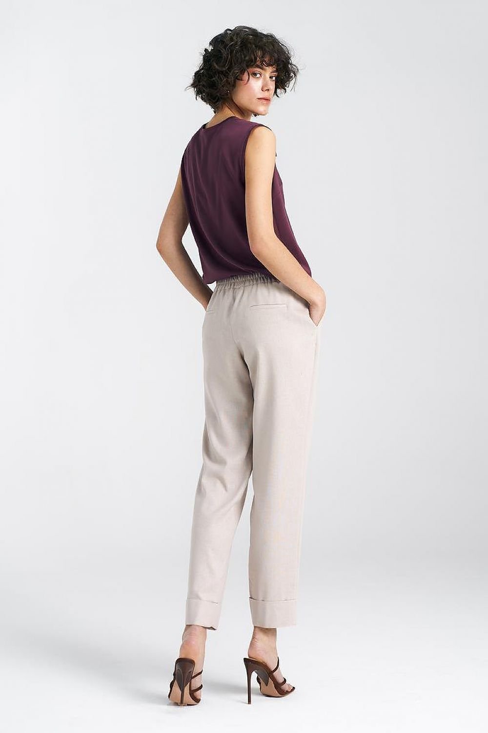 Pantalon femme model 195465 Nife