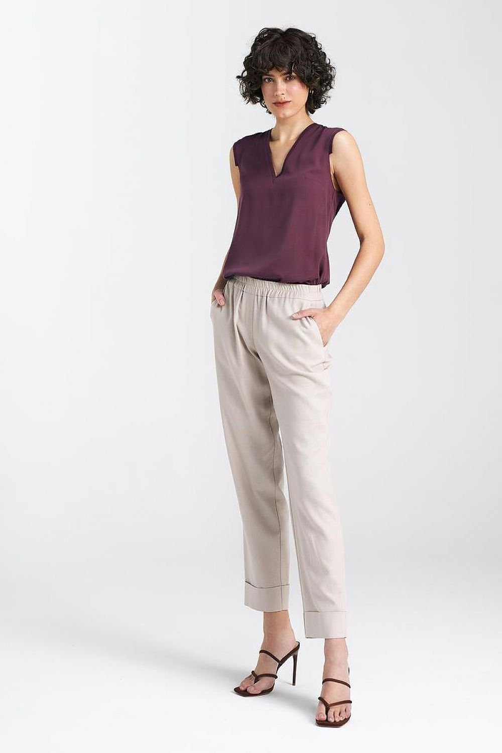 Pantalon femme model 195465 Nife