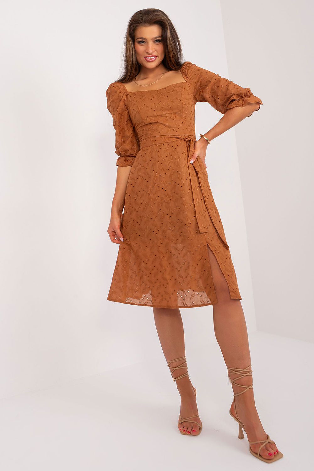 Robe de jour model 195785 Lakerta