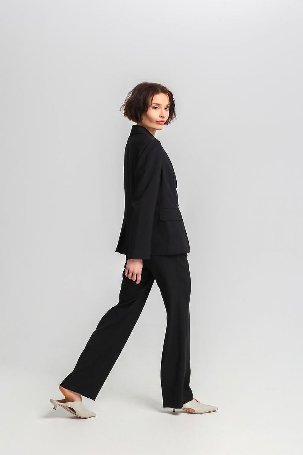 Pantalon femme model 196809 MKM