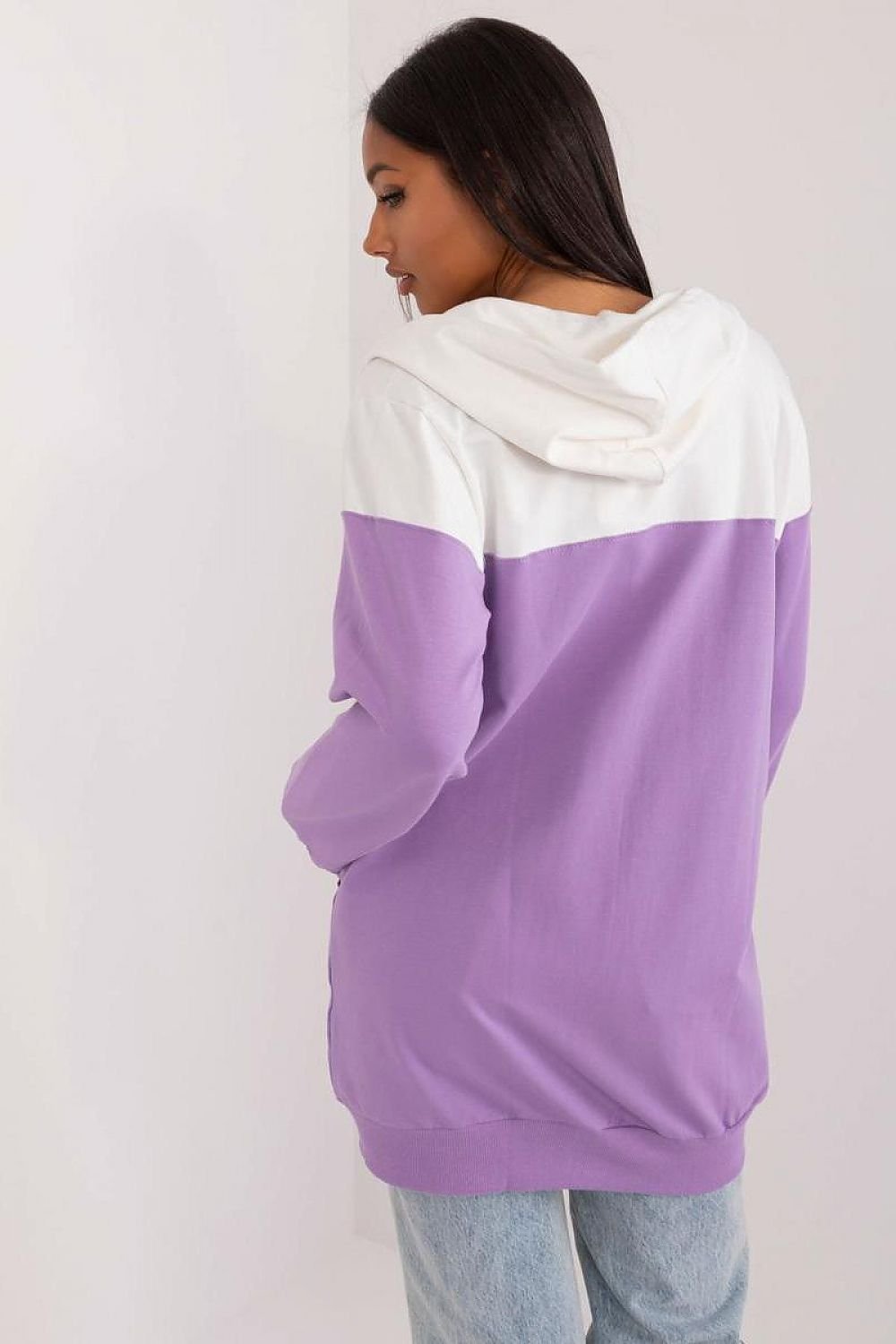 Sweatshirt model 197077 Relevance