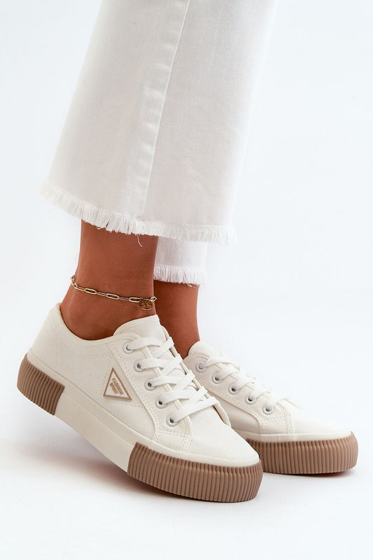 Baskets model 198457 Step in style