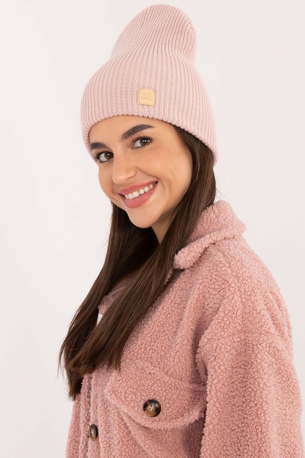 Bonnet model 201430 Rue Paris