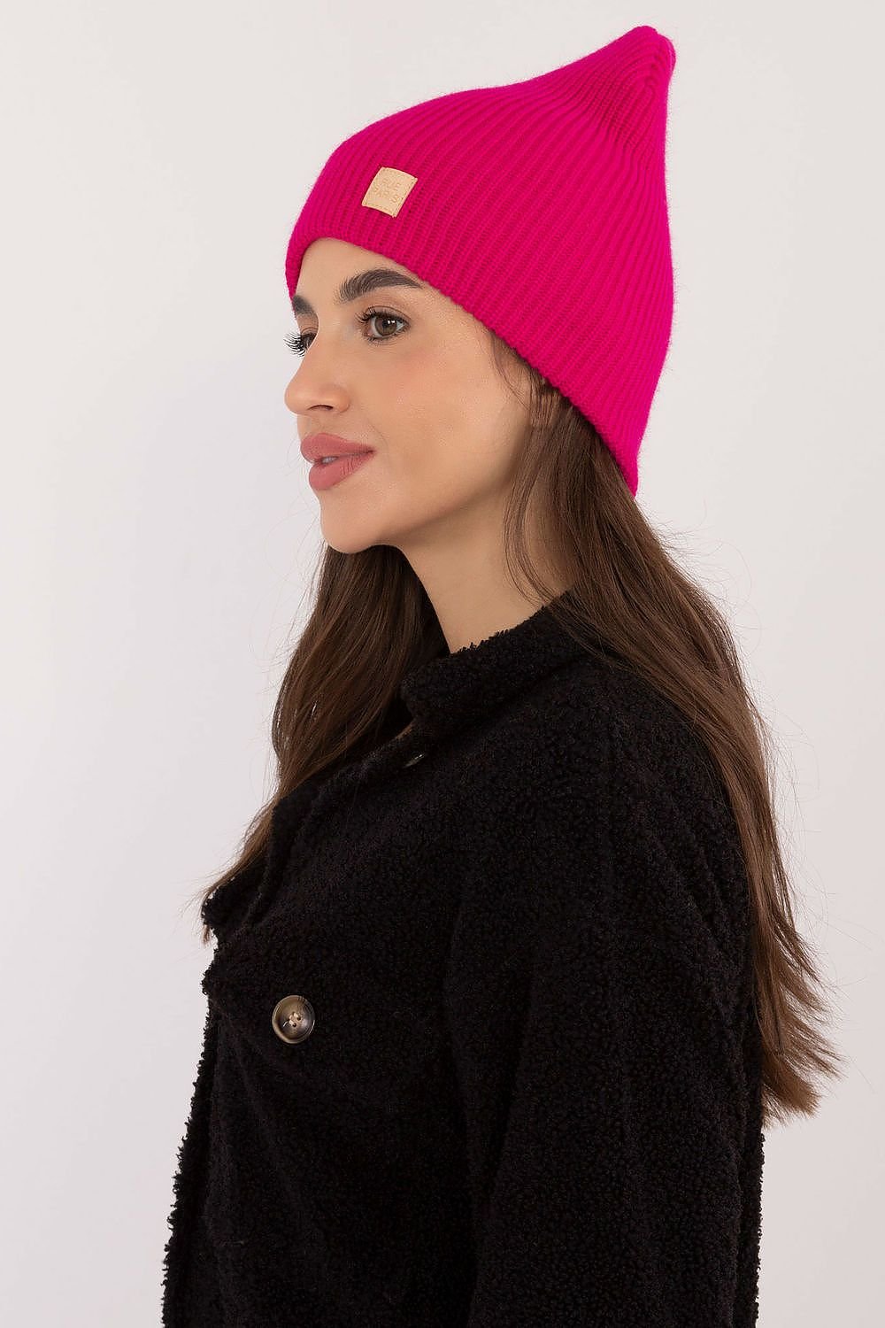 Bonnet model 201430 Rue Paris