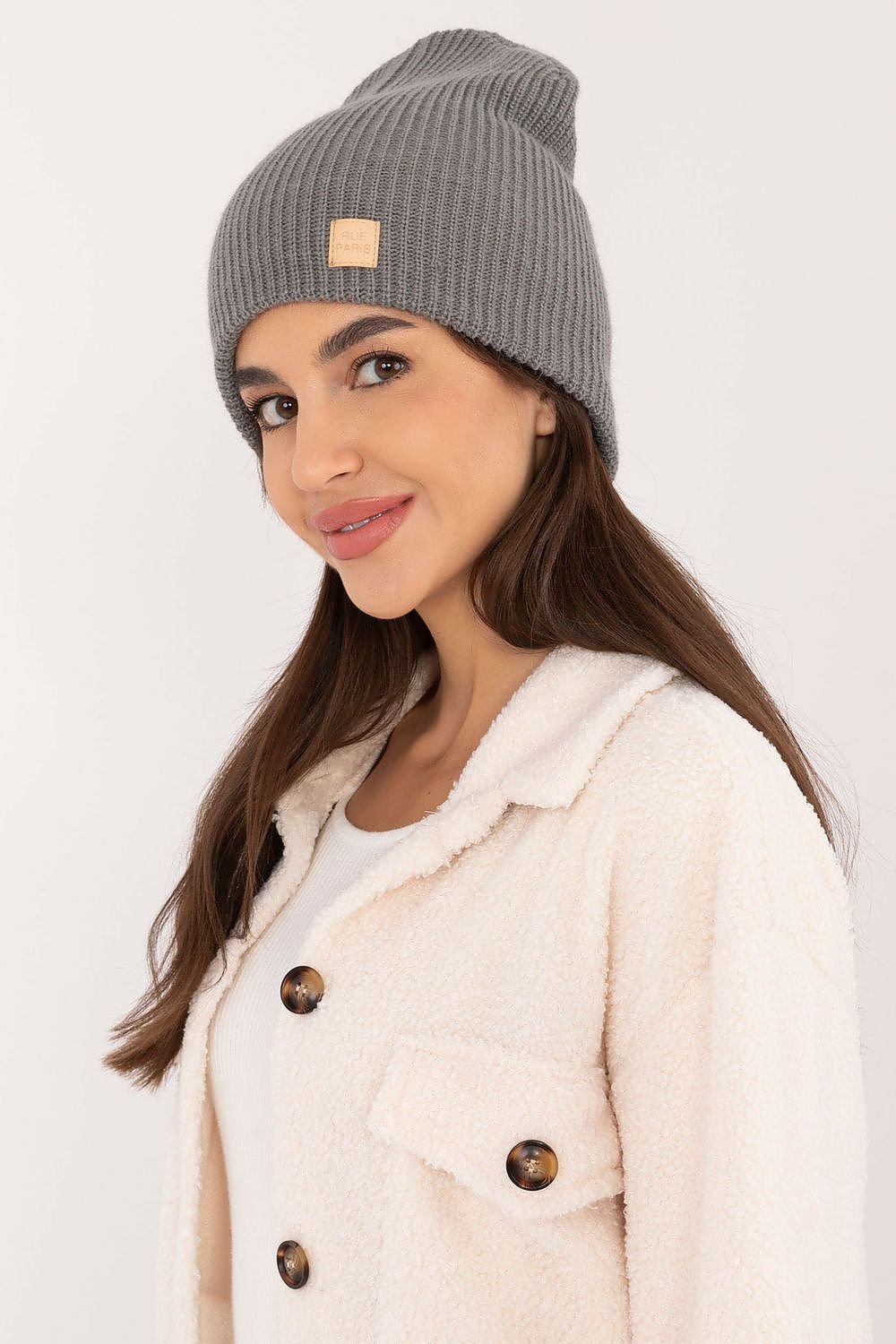 Bonnet model 201430 Rue Paris