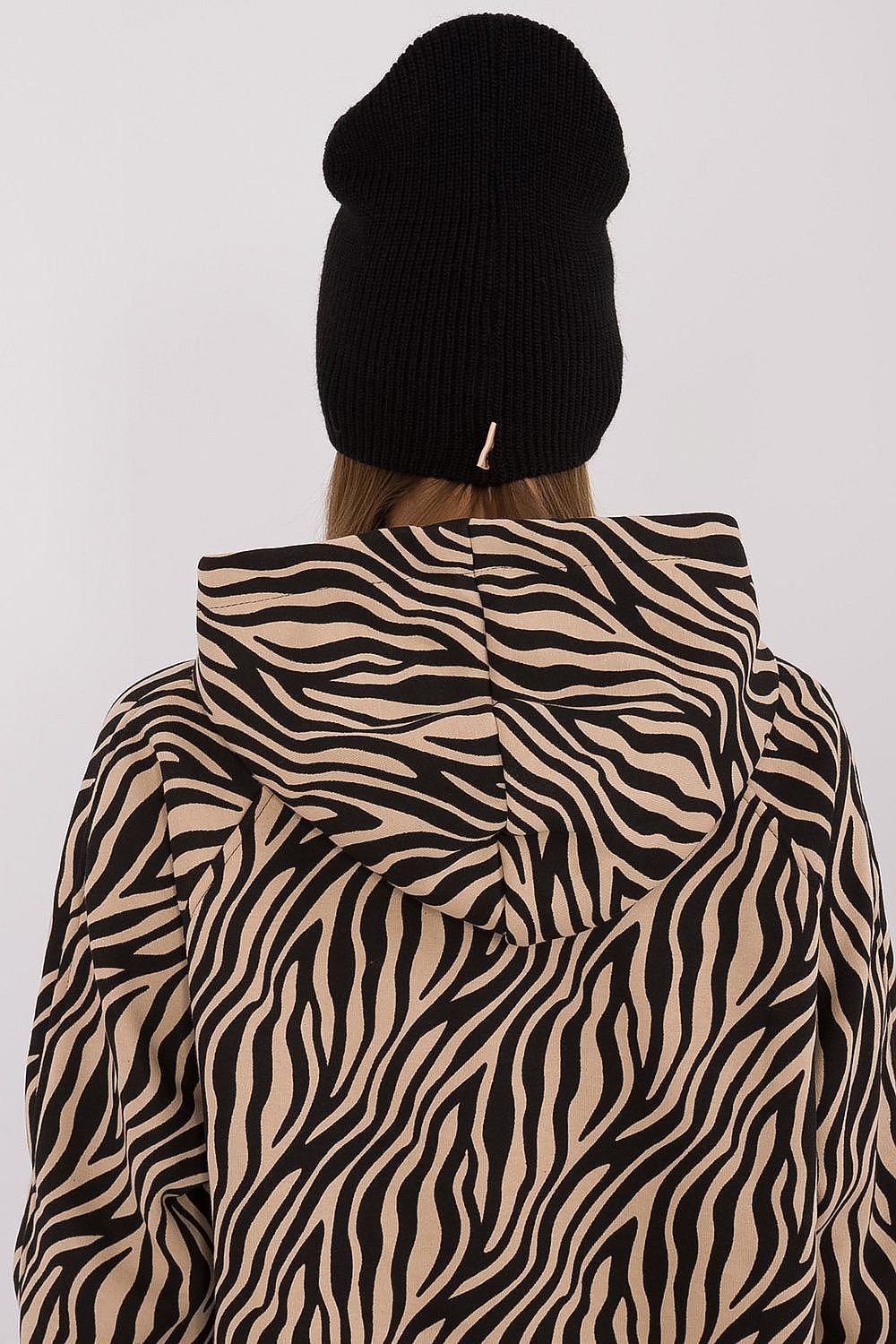 Bonnet model 201430 Rue Paris