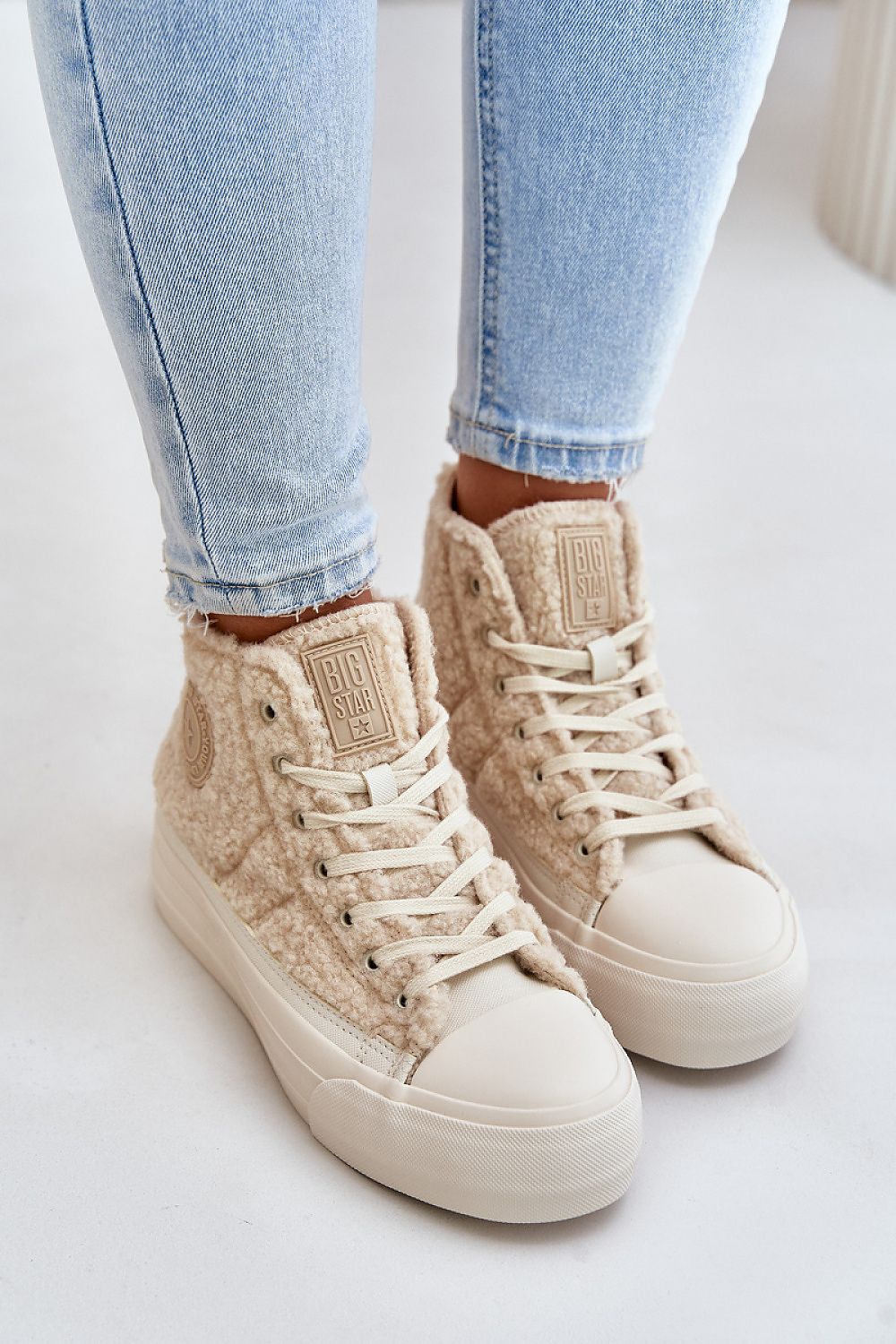 Baskets model 201923 Step in style