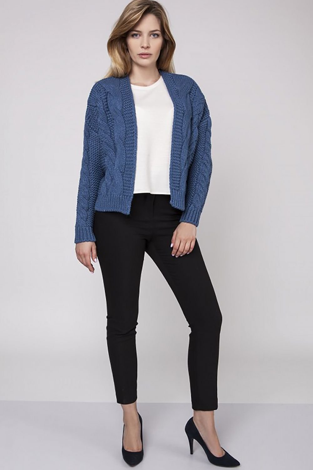 Cardigan model 139047 MKM