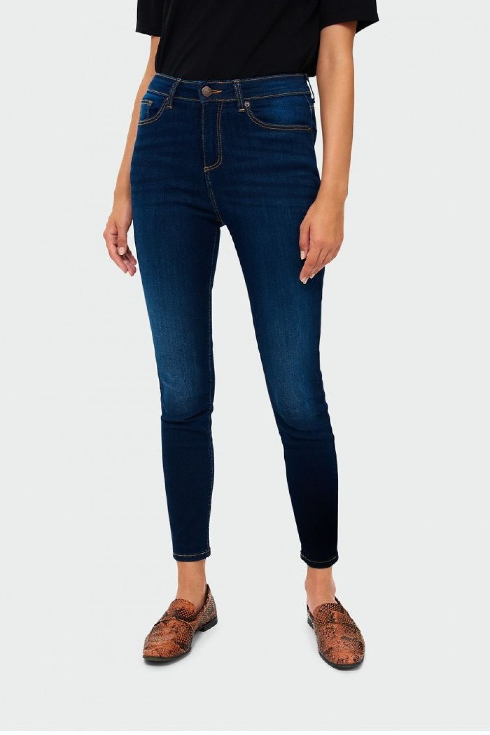 Jean model 148066 Greenpoint