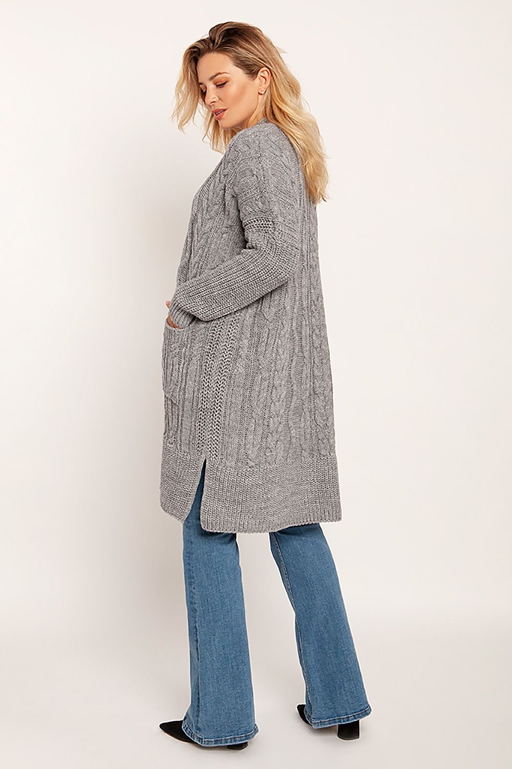 Cardigan model 158415 MKM