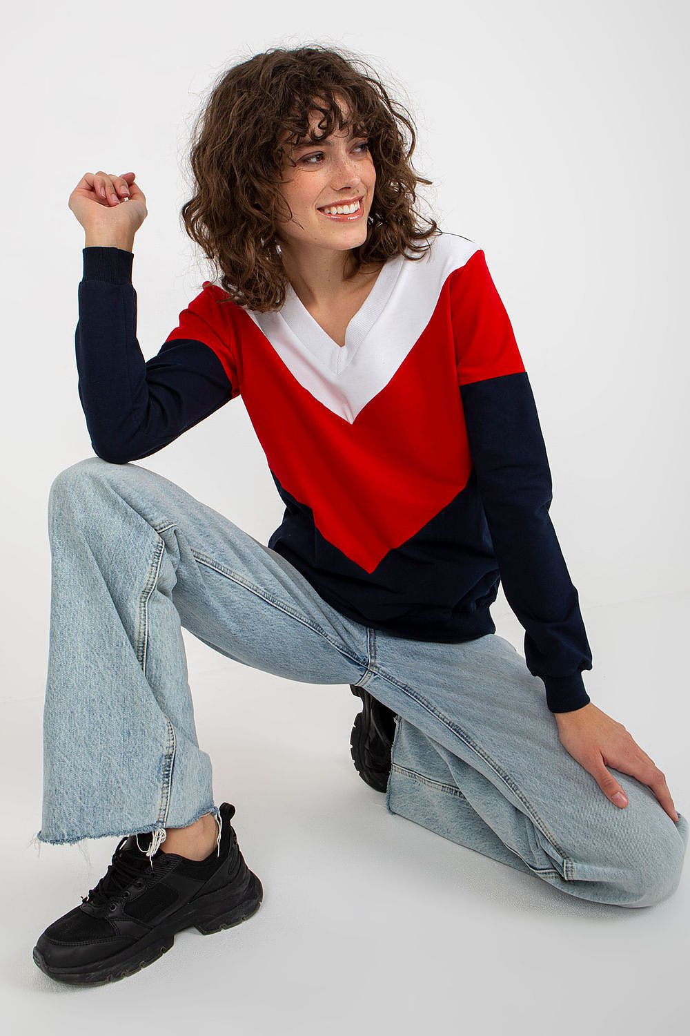 Sweatshirt model 175202 Relevance