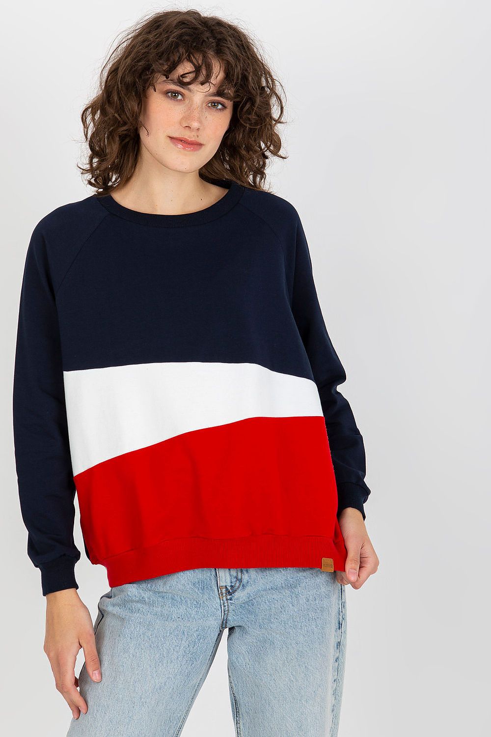 Sweatshirt model 175210 Relevance