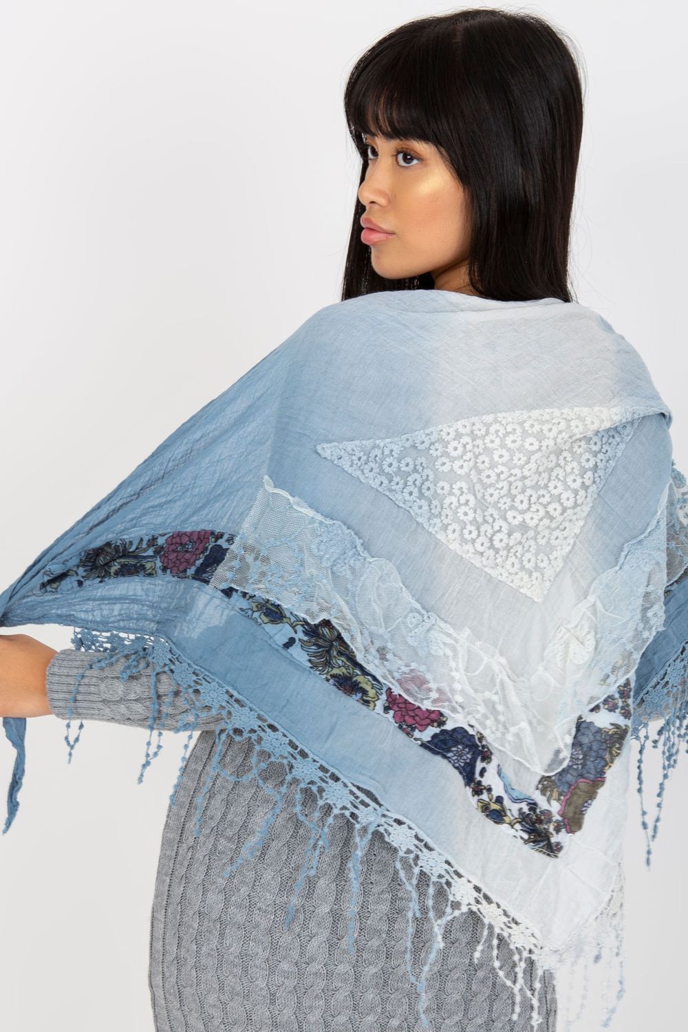 Foulard model 171776 AT-2